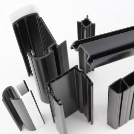 Custom Plastic Extrusion vs. Injection Molding: Which is Right for Your Project?